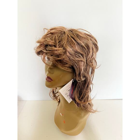 Layered Shoulder Length Women's Wig Bangs Premium Synthetic Hair dark Blonde - Picture 4 of 16